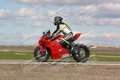 media/Feb-10-2024-TrackDaz (Sat) [[d83b097a69]]/B Group/1220pm (Wheelie Bump)/